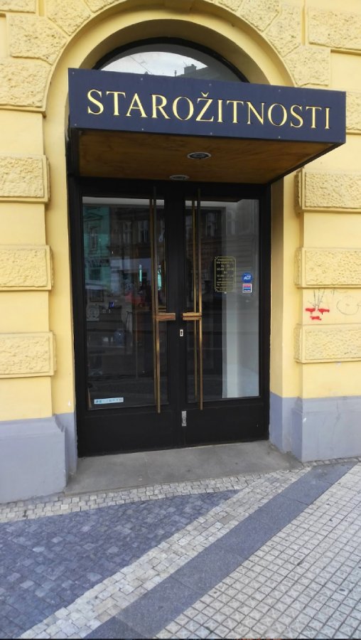 kamenná prodejna Starožitnosti Kinská