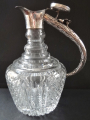 Džbán z broušeného skla, se stříbrným úchytem (2).JPG