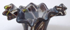 Váza s mléčným a hnědým sklem  (3).JPG