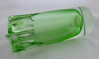 Váza ze zeleného a křišťálového skla - Vladimíra Klumparová (4).JPG