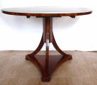 Kulatý salónní stůl v ořechové dýze - Biedermeier (3).JPG