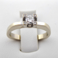 Prsten z bílého zlata s diamanty - 0,22 ct (1).JPG