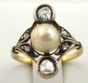 Secesní zlatý prsten s diamanty a mořskou perlou (1).JPG