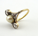 Secesní zlatý prsten s diamanty a mořskou perlou (5).JPG