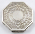 Art deco stříbrná malá hraněná pudřenka (2).JPG