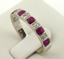 Zlatý prsten s přírodními rubíny a diamanty (1).JPG