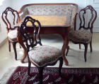 Salonní souprava se stolem, židlemi a sofa (2).JPG
