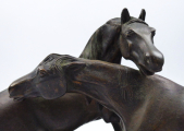 Bronzové sousoší koní - rozměrné (4).JPG