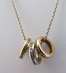 Zlatý náhrdelník - Tři kroužky s 66 brilianty