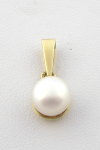 Zlatý přívěsek s perlou typu button