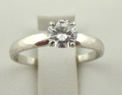 Prsten se solitérním přírodním diamantem - 0,46 ct