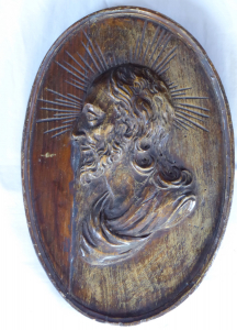 Oválný dřevěný reliéf s portrétem Krista (1).JPG
