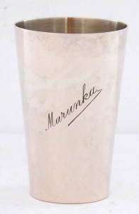 Stříbrný pohárek s nápisem Marunka (1).JPG