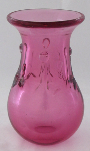 Váza ze světle rubínového skla - Pavel Ježek (1).JPG