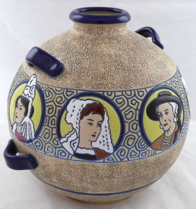 Velká secesní váza s portréty - Imperial Amphora, Trnovany u Teplic (1).JPG