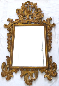 Zlacené zrcadlo v raně barokním stylu (1).JPG