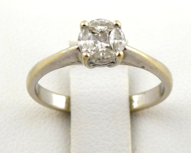 Prsten z pěti diamantů Princes a Naveta (1).JPG