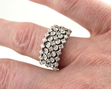 56288_prsten-s-43-prirodnimi-diamanty-105-ct_1.jpg