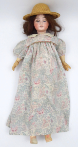 Panenka z porcelánovou hlavičkou - Menzel (1).JPG