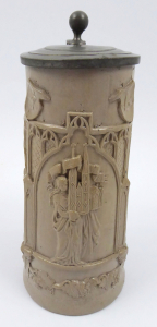 Pamětní korbel s katedrálou v Regensburgu (1).JPG