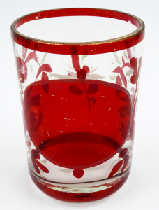 Sklenice s rubínovou lazurou a medailonem (1).JPG