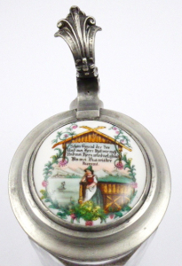 Korbel s rmalovaným porcelánovým medailonem (1).JPG