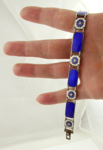 Stříbrný náramek s emaily - David Andersen, Oslo (2).JPG