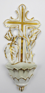 Kropenka se zlacenými ornamenty (1).JPG