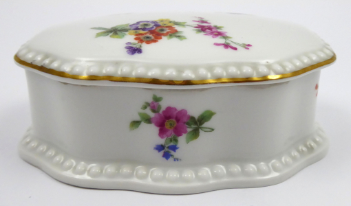 Dózička s kvítky - Rosenthal (1).JPG